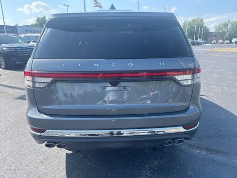 Used 2025 Lincoln Aviator AWD w/ Equipment Group 101A image 8