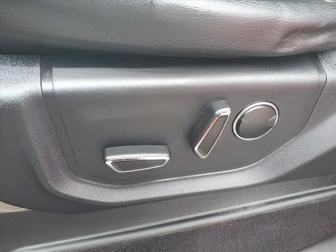 Used 2016 Ford F150 Lariat w/ Equipment Group 502A Luxury image 24