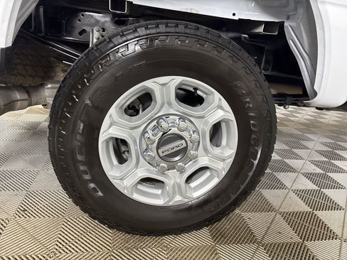 Used 2025 Ford F250 XLT w/ FX4 Off-Road Package image 31