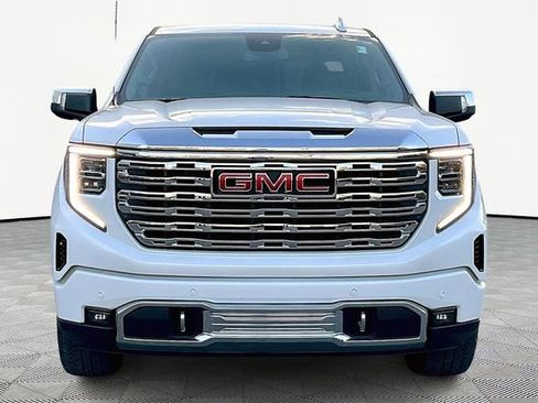 Used 2022 GMC Sierra 1500 Denali image 2