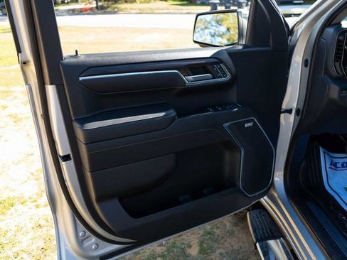 Used 2022 GMC Sierra 1500 SLT w/ SLT Premium Plus Package image 12