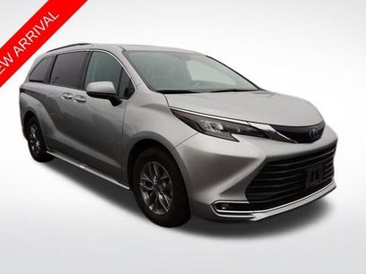 Used 2024 Toyota Sienna XLE