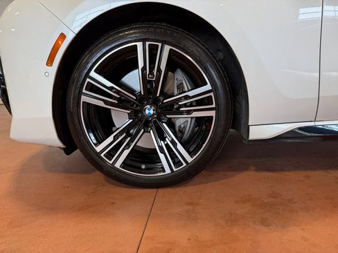 Used 2023 BMW 760i xDrive w/ Parking Assistance Package image 10
