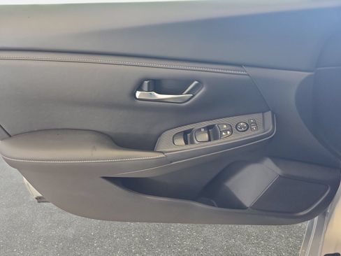 Used 2023 Nissan Sentra SV w/ All-Weather Package FWD image 25