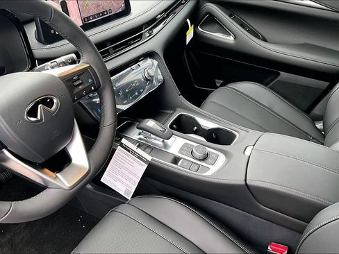 New 2026 INFINITI QX60 Luxe FWD image 11