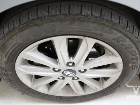 Used 2016 Hyundai Elantra SE w/ Option Group 02 image 11