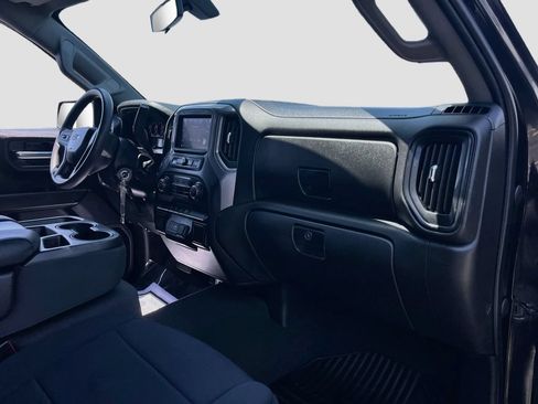 Used 2021 Chevrolet Silverado 1500 Custom Trail Boss AWD/4WD image 26