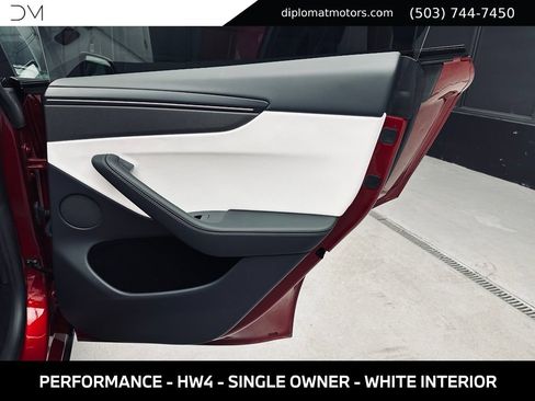 Used 2026 Tesla Model Y Performance AWD/4WD image 28