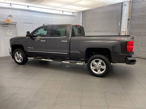Used 2016 Chevrolet Silverado 2500 LTZ w/ Duramax Plus Package AWD/4WD image 7