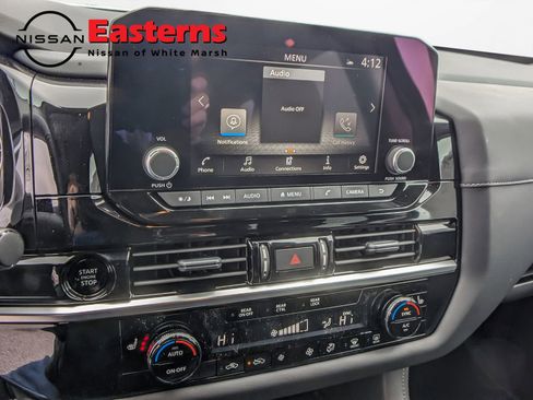 New 2025 Nissan Pathfinder SV w/ SV Premium Package image 15