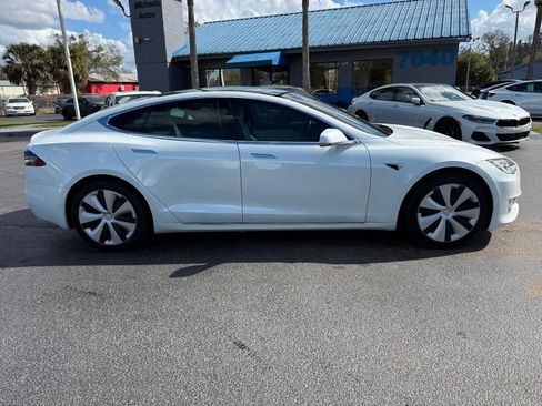 Used 2020 Tesla Model S AWD image 4