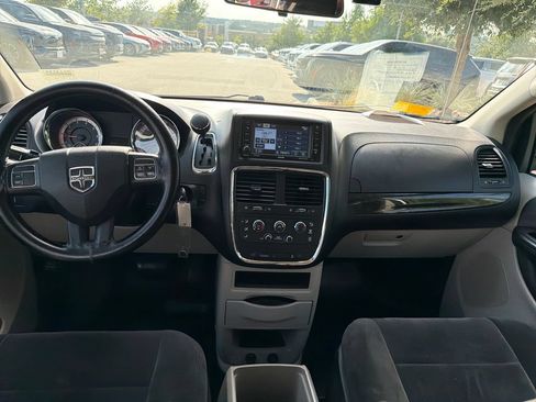 Used 2012 Dodge Grand Caravan SE FWD image 31