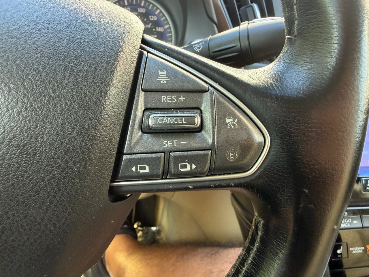 Used 2014 INFINITI Q50 Premium w/ Technology Package RWD image 32