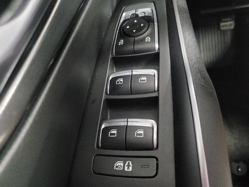 Used 2023 Kia Sorento LX image 27