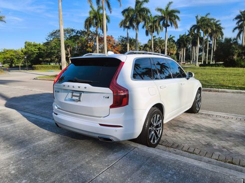 Used 2016 Volvo XC90 T6 Momentum w/ Momentum Plus Package AWD/4WD image 20