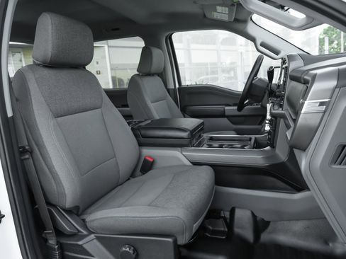 Used 2024 Ford F150 XLT w/ Mobile Office Package image 40