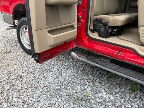 Used 2006 Ford F150 XLT AWD/4WD image 18