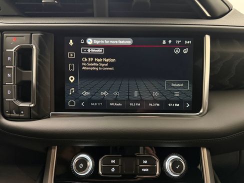 Used 2024 GMC Yukon XL Denali w/ Advanced Technology Package AWD/4WD image 20