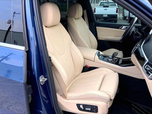 Used 2019 BMW X5 xDrive40i w/ Premium Package 2 AWD/4WD image 19