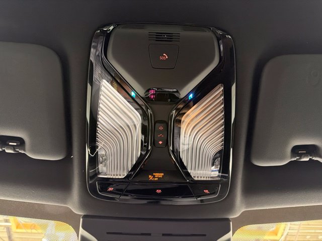 Certified 2025 BMW X5 xDrive50e w/ M Sport Package AWD/4WD image 28