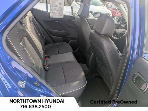 Certified 2023 Hyundai Venue Limited w/ Cargo Package image 35