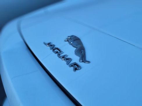 Used 2021 Jaguar F-TYPE Convertible image 41