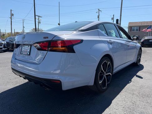 Used 2024 Nissan Altima 2.5 SR FWD image 5