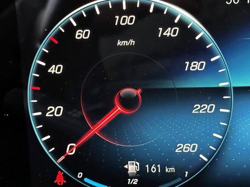 Used 2021 Mercedes-Benz GLA 250 4MATIC image 26