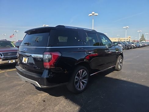 Used 2021 Ford Expedition Limited image 6