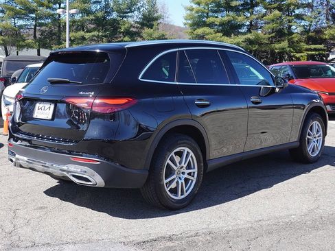 Used 2023 Mercedes-Benz GLC 300 4MATIC image 10