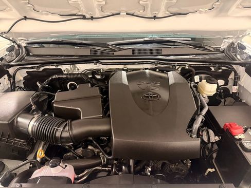 Used 2023 Toyota Tacoma SR5 image 11