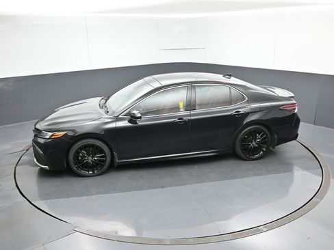 Used 2022 Toyota Camry XSE image 44