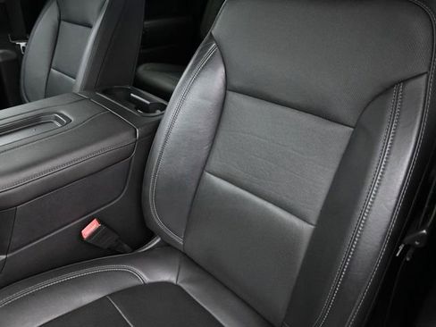 Used 2019 Chevrolet Silverado 1500 LTZ image 17