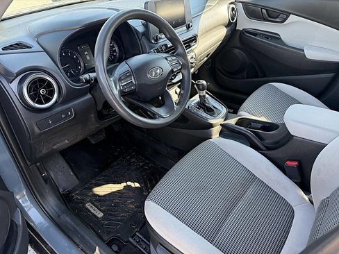 Used 2022 Hyundai Kona SE w/ Cargo Package AWD/4WD image 9
