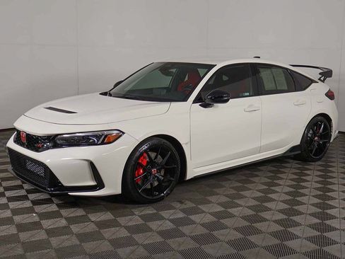 Used 2026 Honda Civic Type R image 8