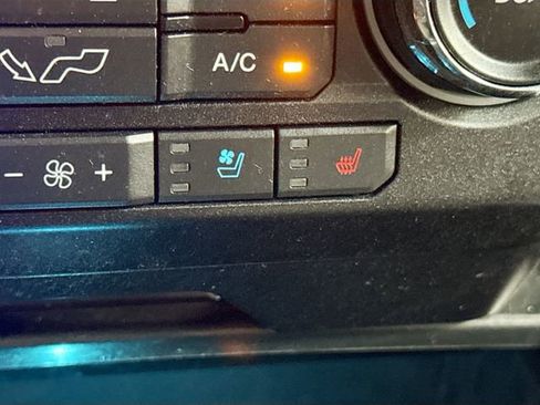 Used 2019 Ford F150 Lariat AWD/4WD image 20