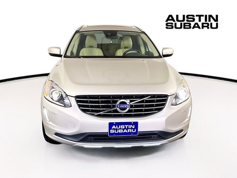 Used 2017 Volvo XC60 T6 Inscription w/ Preferred Option Package image 2