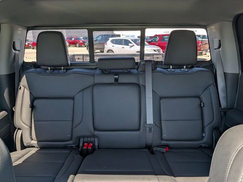 New 2026 GMC Sierra 1500 Denali w/ Technology Package AWD/4WD image 13