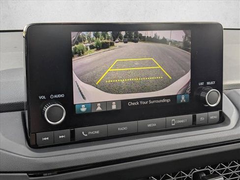 Used 2025 Honda Accord SE image 13