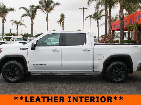Used 2022 GMC Sierra 1500 SLT w/ X31 Off-Road Package image 5