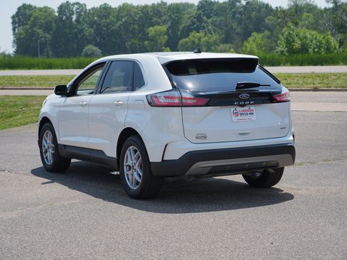 Used 2023 Ford Edge SEL w/ Convenience Package AWD/4WD image 6