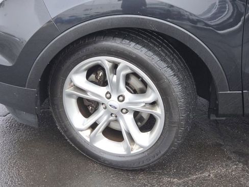 Used 2013 Ford Explorer Limited image 17