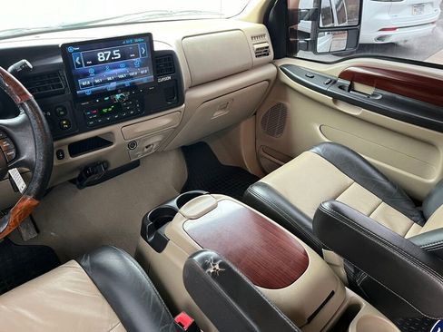 Used 2005 Ford Excursion Eddie Bauer image 27