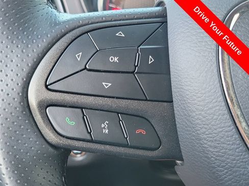 Used 2022 Dodge Challenger R/T Scat Pack RWD image 5