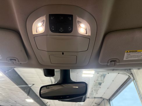 Used 2017 Chrysler Pacifica Touring-L Plus FWD image 21