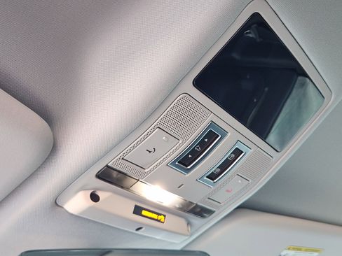 New 2026 Land Rover Defender 110 S image 28