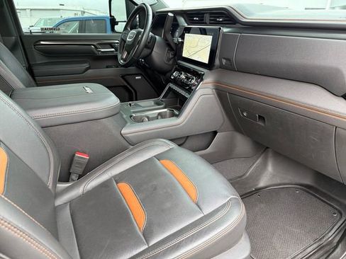 Used 2024 GMC Sierra 2500 AT4 w/ Technology Package AWD/4WD image 21