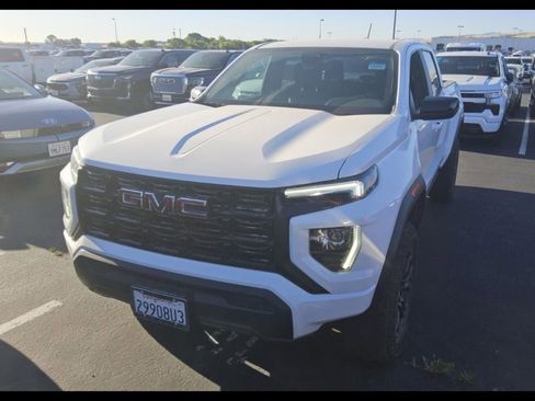 Used 2023 GMC Canyon Elevation AWD/4WD image 5