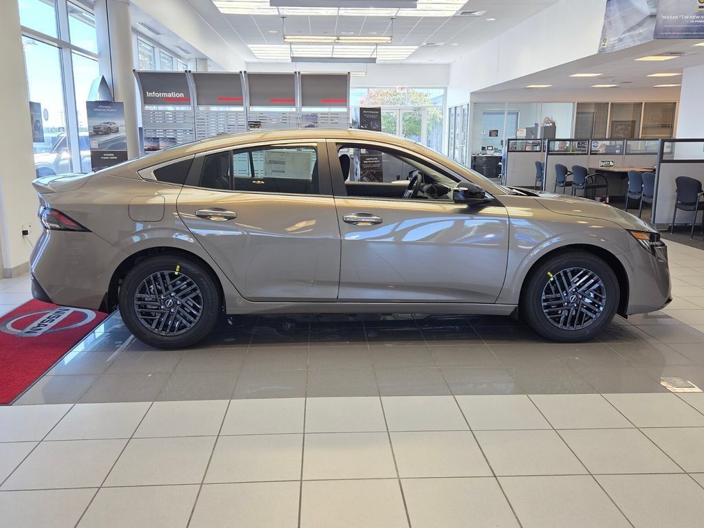 New 2027 Nissan Sentra SV w/ SV Convenience Package FWD image 12