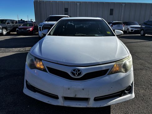 Used 2013 Toyota Camry SE image 8